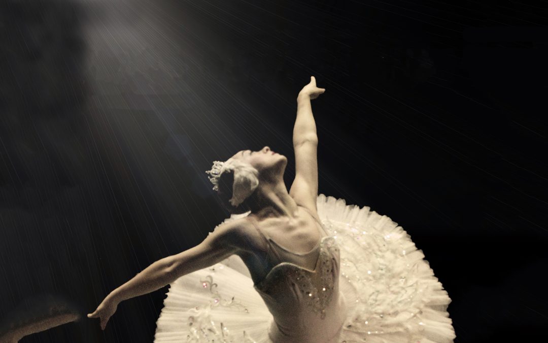 El ballet ‘Lago de los cisnes’ inaugura el Teatro Santo Tomás